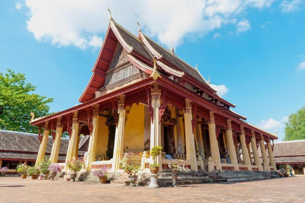 New Rose Boutique Hotel Vientiane Exterior photo