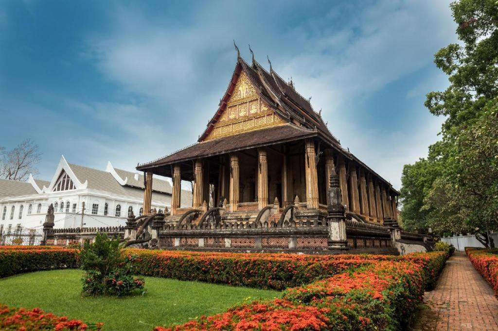 New Rose Boutique Hotel Vientiane Exterior photo